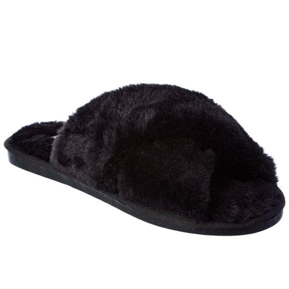 NWT Casa Clara Ava Black Criss Cross Faux Fur Slipper size Small (36-37) - Picture 1 of 8